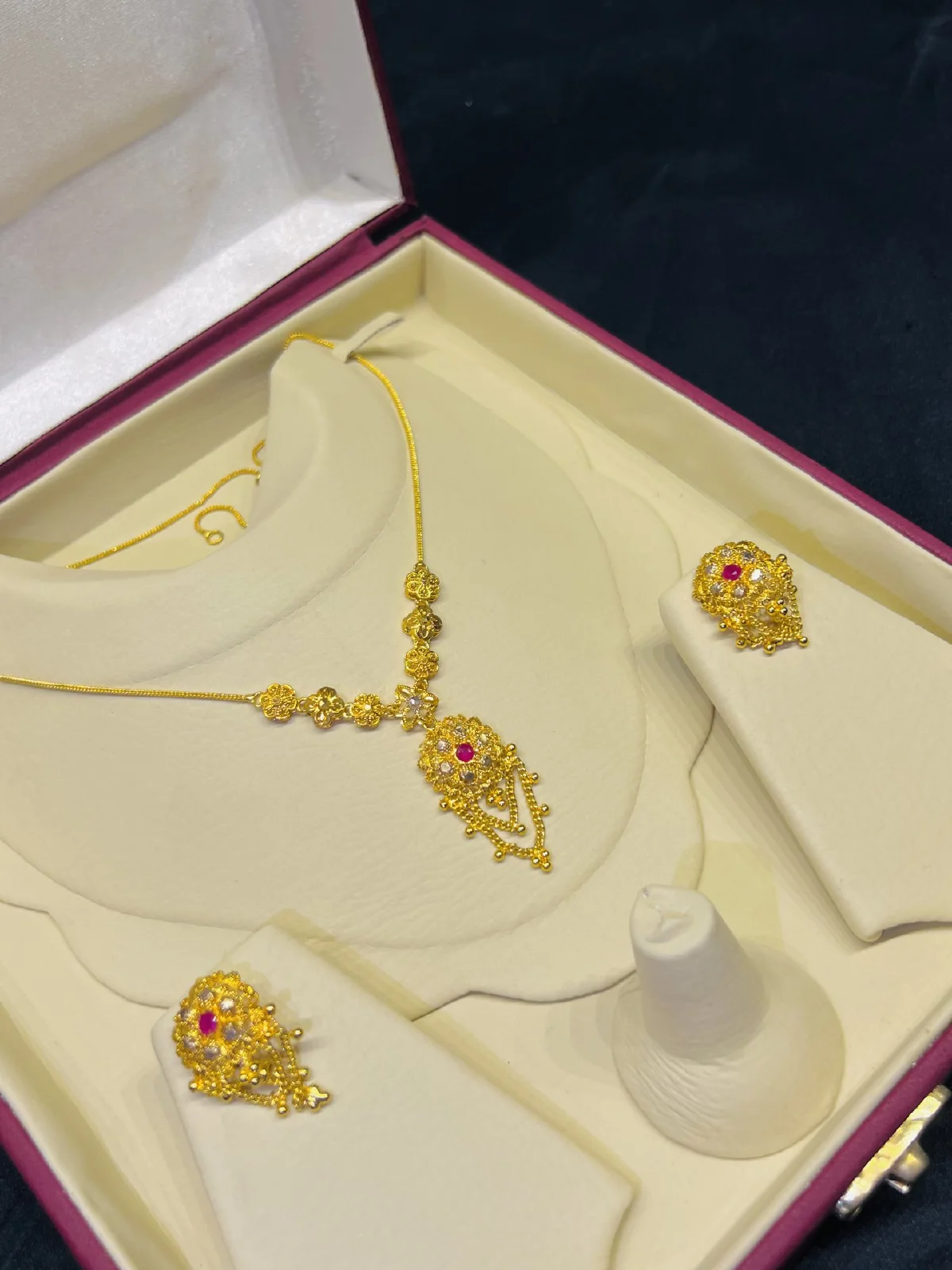 Beautiful  Gold Polish Locket Set  with real gold look
