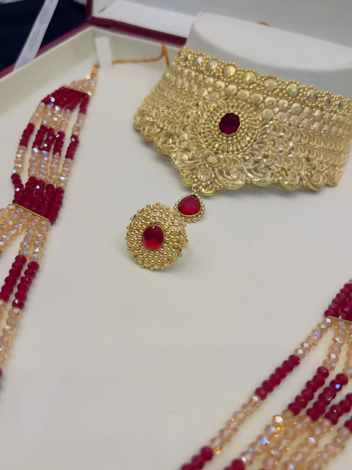 Beautiful gold polish bridle set with mala in real gold look
