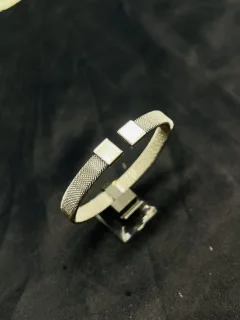 Stainless Steel Silver Plain Handcuff view 1