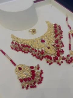 Beautiful gold polish necklace set with real goldlook view 2
